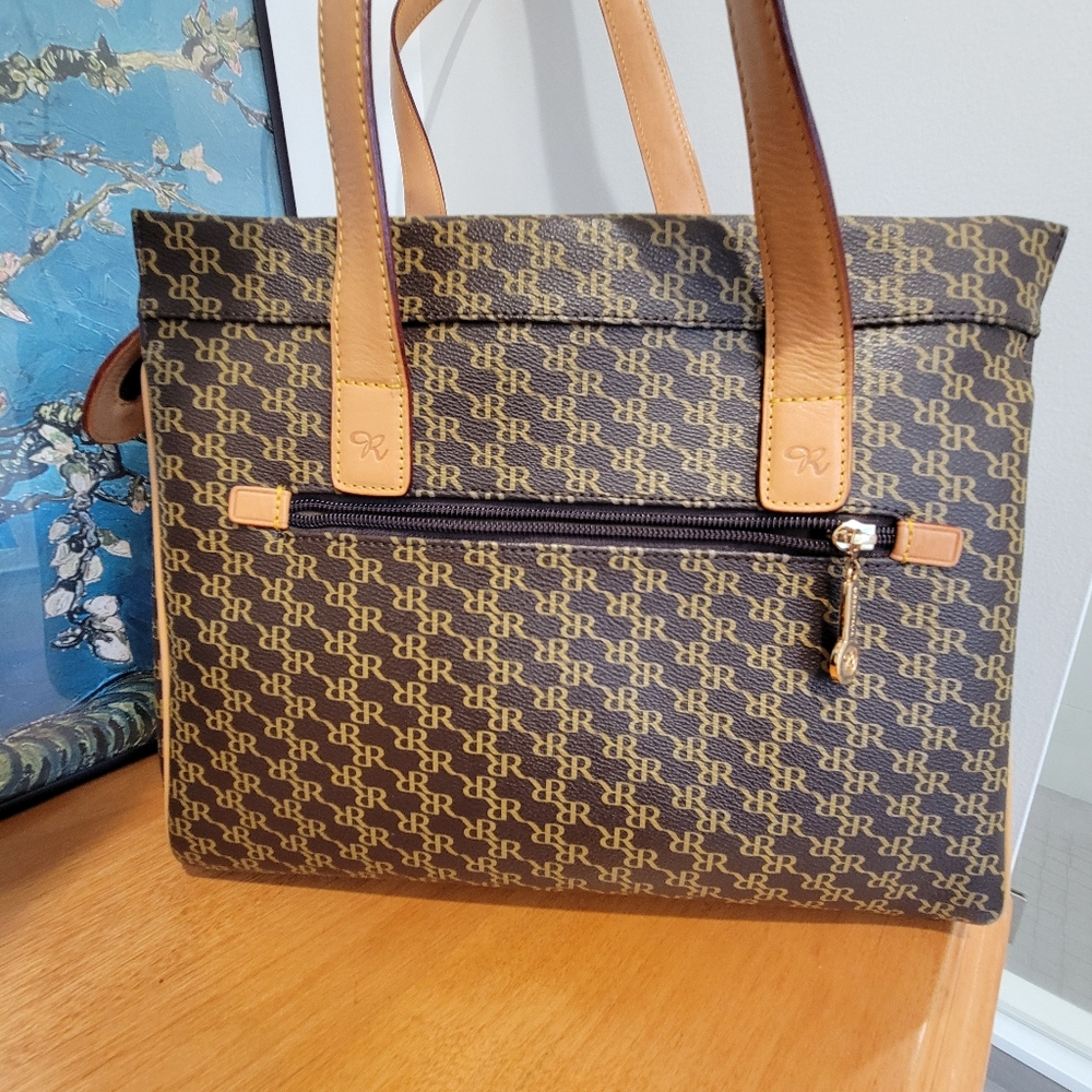 Rioni handbag Chelsea Shoulder Organizer excellent used condition leather purse - Picture 4 of 14